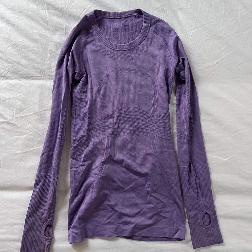 Lululemon Swiftly Tech Long Sleeve Top